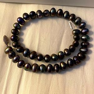 Real black pearl necklace